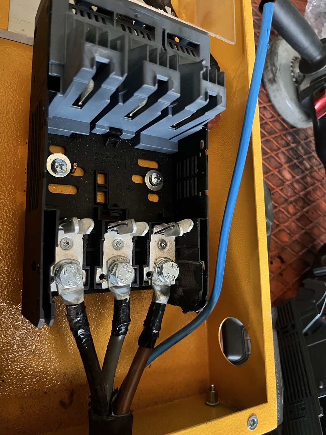 Elektrikçi hizmeti