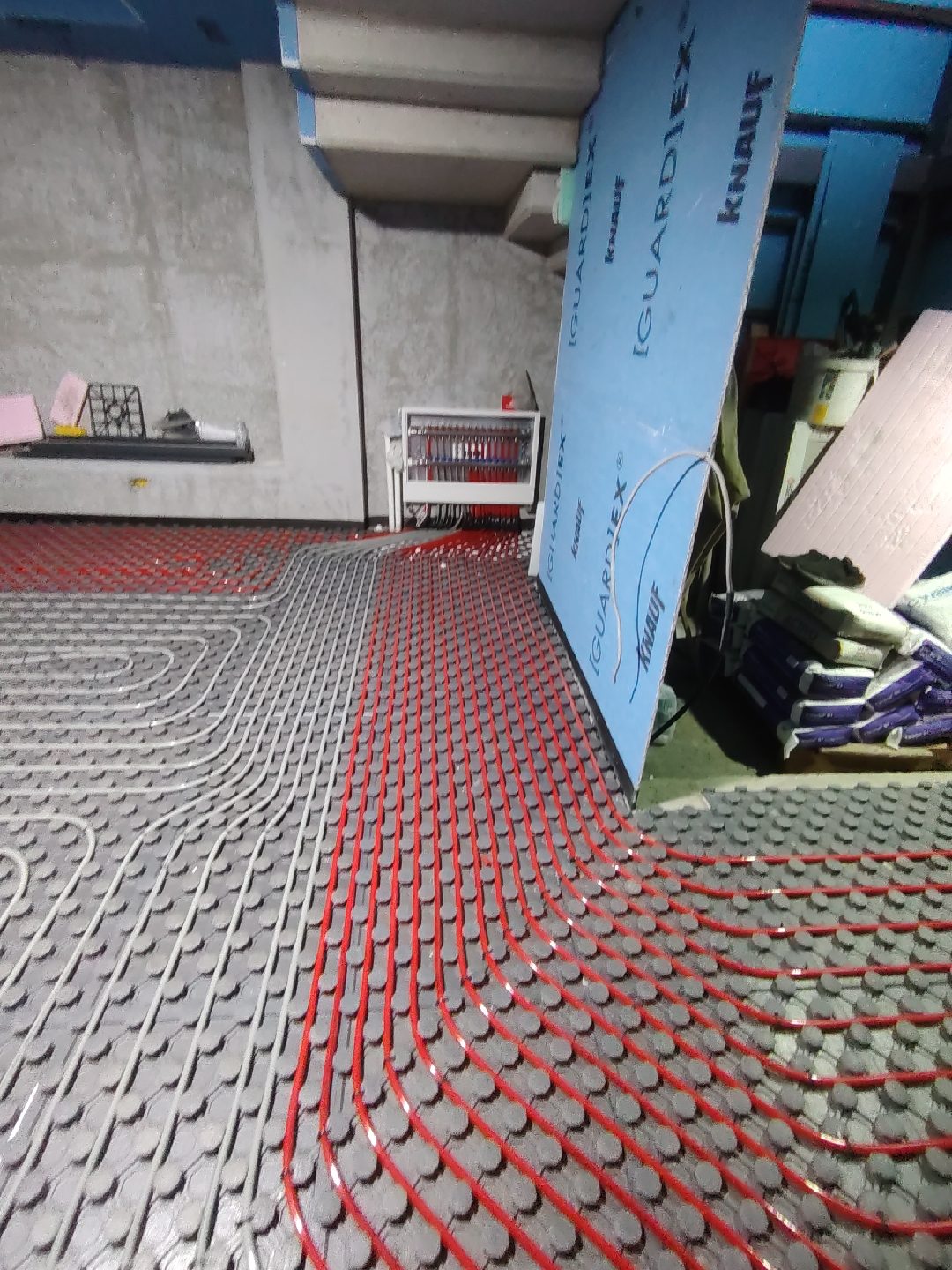 tesisat ve montaj işlerinde her türlü yardımcı olunur