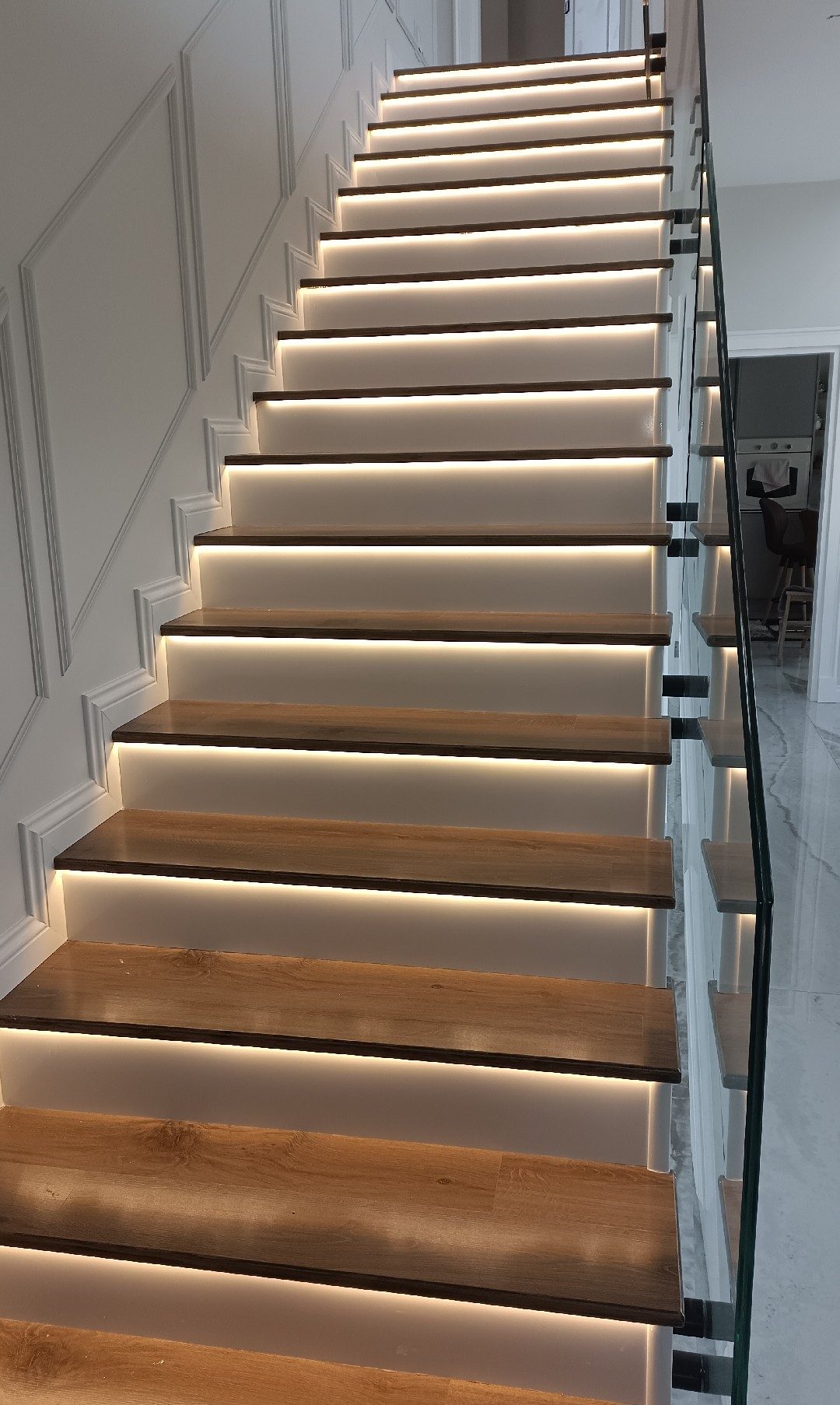 Genel Tadilat & Usta hizmeti dubleks ve villaların ahşap merdiven