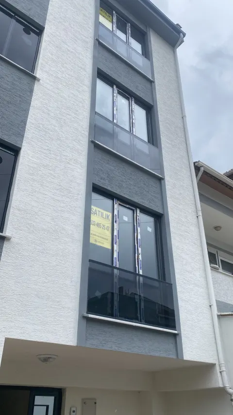 alüminyum korkuluk cam balkon